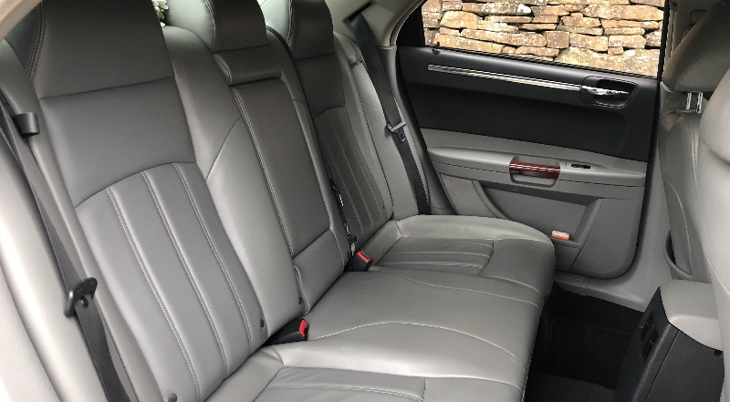 Chrysler 300c (Baby Bentley) Back Inside View